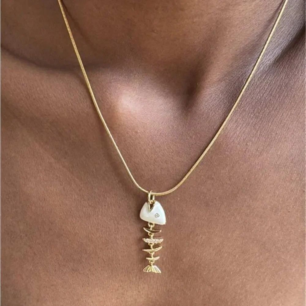 Fish bone Necklace M1704